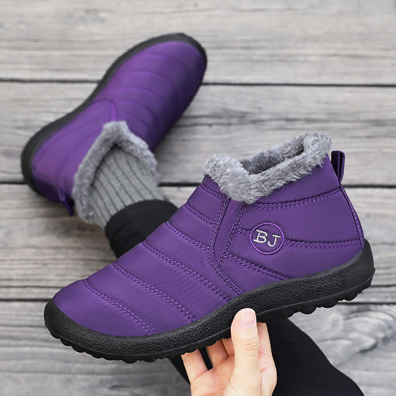 WinterGlück™ Boots – On Sale Now! Warm, Soft, and Fully Waterproof.