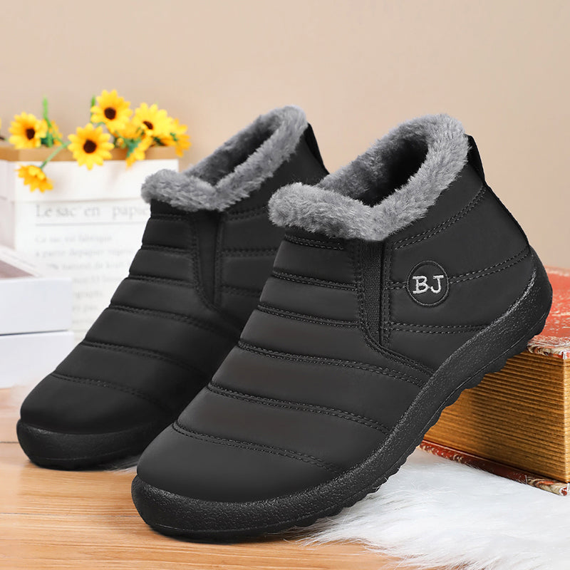 WinterGlück™ Boots – On Sale Now! Warm, Soft, and Fully Waterproof.