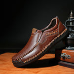 🐂Freizeitschuhe aus Kalbsleder für Herren👞Slip-On-Design, einfach an- und auszuziehen, handgenäht ✅Schmerzlinderung – Fußgewölbeunterstützung, bequemes Gehen