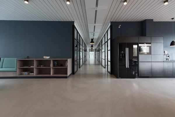 UmHaven Deals customer support team workspace